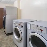 Super 8 By Wyndham Columbia 