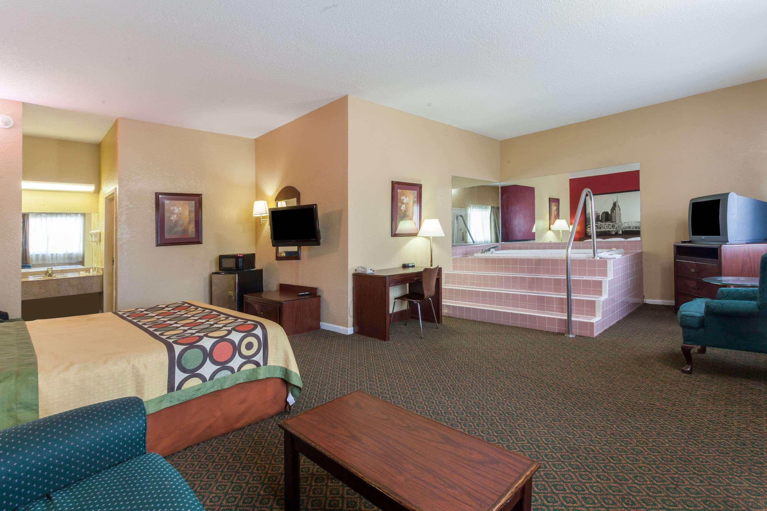 Super 8 By Wyndham Columbia