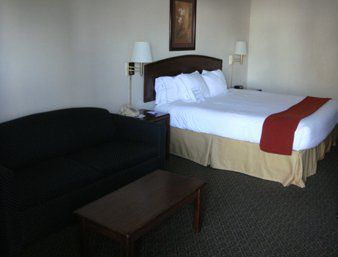 Super 8 By Wyndham Hotel